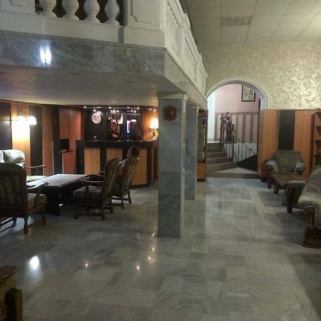 National Hotel Rusze Kültér fotó