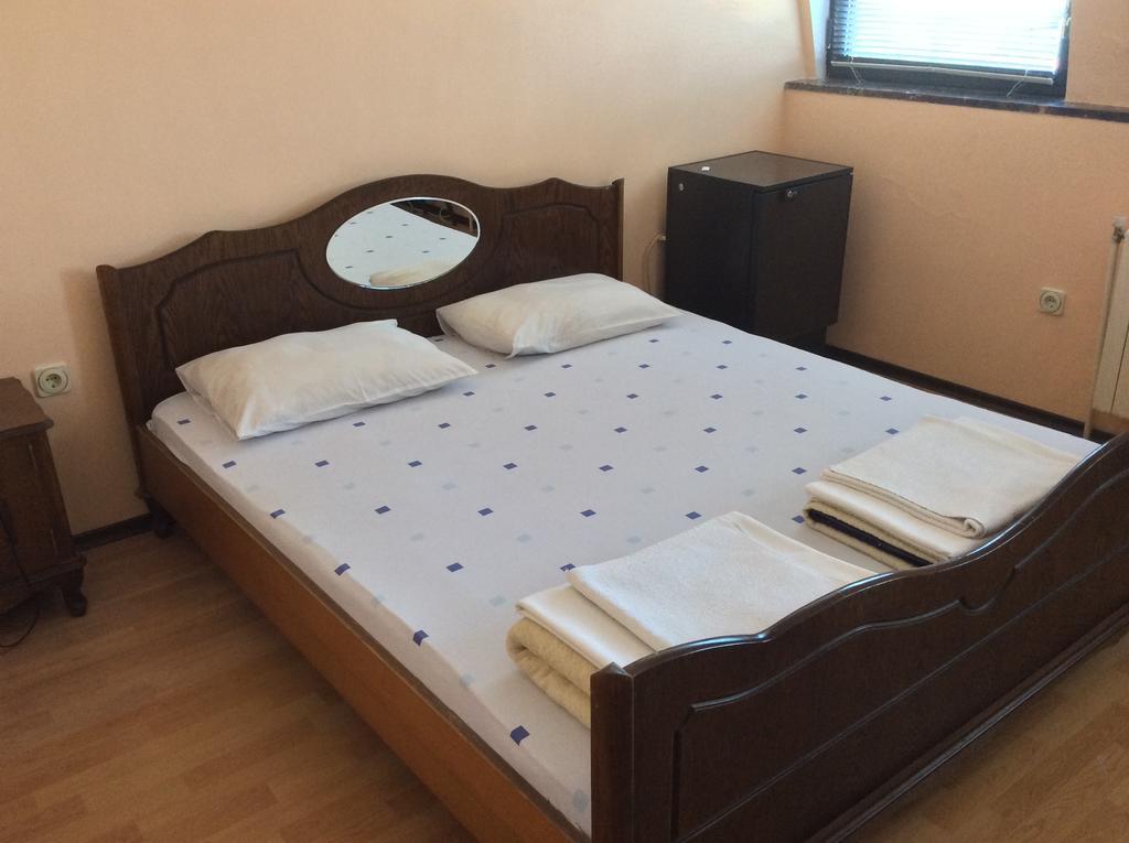National Hotel Rusze Szoba fotó