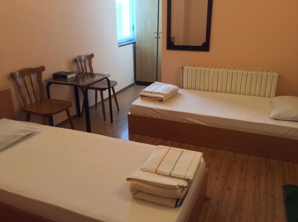 National Hotel Rusze Szoba fotó
