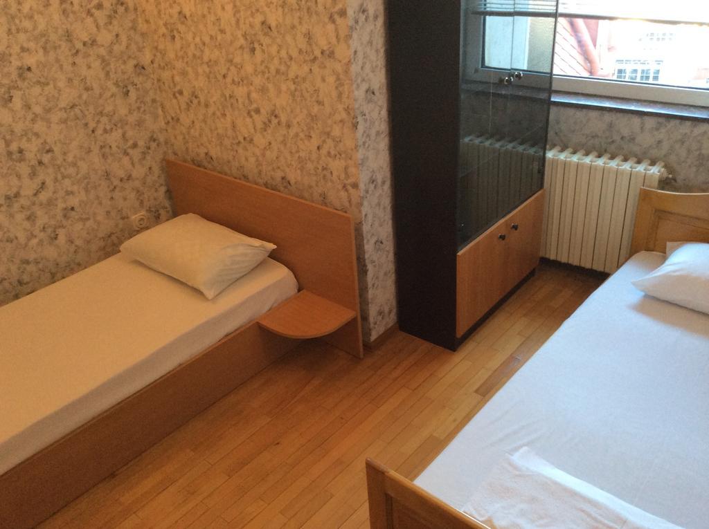 National Hotel Rusze Szoba fotó